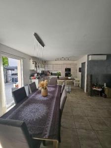 Villa Eguilles, ensoleillée, piscine à 10 mn d Aix en Provence