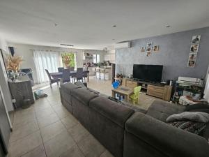 Villas Calme, jardin, ensoleille, piscine a 10 mn d- Aix : photos des chambres