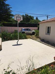 Villas Calme, jardin, ensoleille, piscine a 10 mn d- Aix : photos des chambres