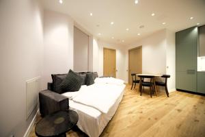 Old Town Cozy & Quiet Apartment