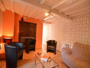 Cottage in Ardennes with Heated Pool