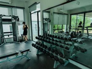 FAMILY HOMES Halo - Brand New 2BDRM Poolside Apartment