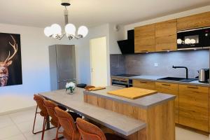 Brand new apartment in Briançon cable car access