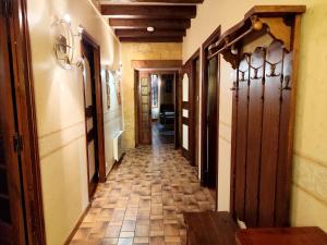 Maisons de vacances Demeure du XIIIe-XIVe s. dans la cite medievale. : photos des chambres
