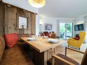 Chalet in Sankt Johann near Ski Slopes