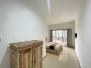 Urbanview Hotel Lilis Ikvala Radha