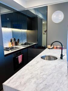 Melbournes Cozy on Spencer