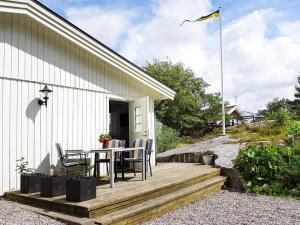 2 person holiday home in STRÖMSTAD-By Traum