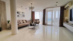 Luxury SeaView Apartment Azzurro 5