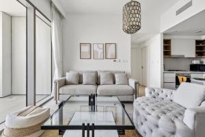 1BR with Park & Downtown Views plus Dubai Frame