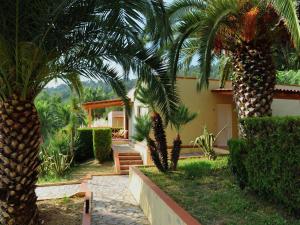 Luxurious Holiday Home in Palinuro Italy with Swimming Pool