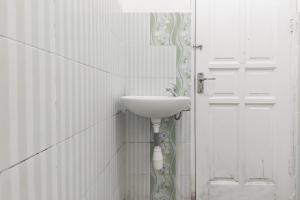 RedDoorz at HSP Guest House Samarinda