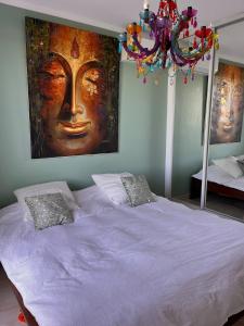 Maisons de vacances La maison de violette piscine et mer : photos des chambres