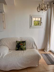 Maisons de vacances La maison de violette piscine et mer : photos des chambres