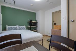 CraftFlat Komagome 602, a compact studio at excellent location