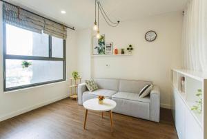 Tan son nhat airport Studio