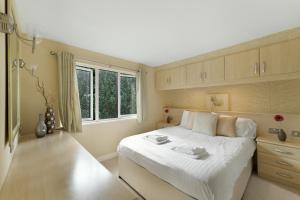 Lavender Lodge at Pound Farm