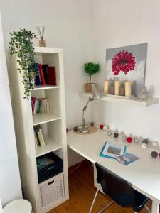 Appartements LE CHARME WIMEREUSIEN - lumineux - tout a pied : photos des chambres