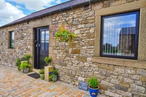 Finest Retreats - Westhills Cottage