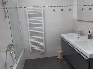 Villas VILLA SPACIEUSE en bord de mer : photos des chambres