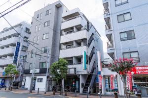 Cruise Inn Takenotsuka