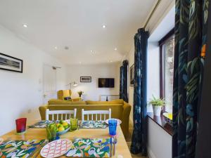 The Loft, ideal for a family break in the picturesque market town of Penrith only 15 minutes for Lake Ullswater
