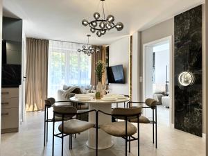 ŁACIARSKA 59 Apt 3 - 200m Main Square - Self Check-In 20h - Balcony