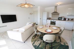 Appartements Appartement moderne et lumineux a 5 min des plages : photos des chambres