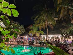 Paje By Night Bungalows