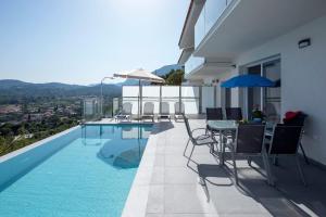 Exquisite Corfu Retreat 3 Bedrooms Villa Lucas Pyrgi Panoramic Sea Views