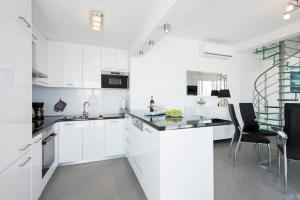 Exquisite Corfu Retreat 3 Bedrooms Villa Lucas Pyrgi Panoramic Sea Views