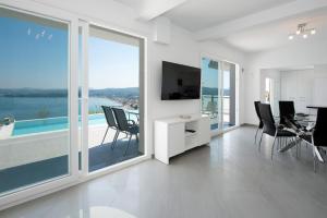 Exquisite Corfu Retreat 3 Bedrooms Villa Lucas Pyrgi Panoramic Sea Views