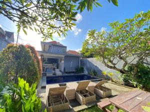 The Lonceng Canggu Bali By SDM Management