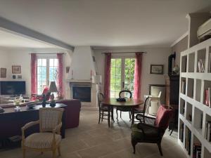 Villas Mas provencal avec piscine privee proche Bandol : photos des chambres