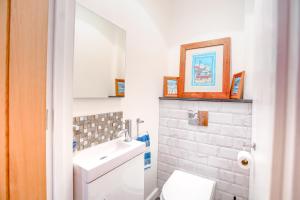 Perfect Booking Near Ramsgate Station And Beach