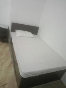 DYogi Rooms & Dormitory