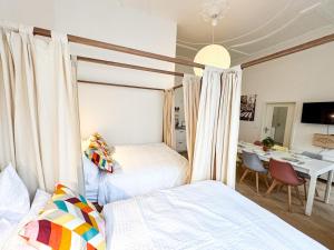 Great 2-room apartment Palace Charlottenburg