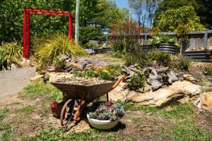 Blue Mountains Urban Farm Stay near Sydney