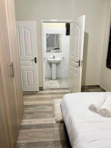 Home Haven- 3 Bedroom Apartment