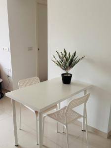 Joy Pvt 1Bhk in Amanora Most Awarded Township