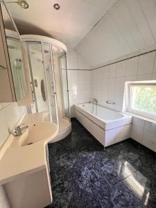 Am Abbehauser Bahnhof