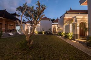 Villa Sakura III Seminyak