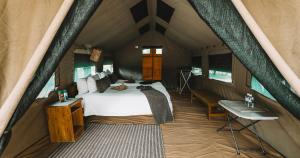 Hideaways Camelthorn Bush Camp, Greater Moremi