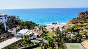 Moderno Estudio en resort Eurotennis frente al mar