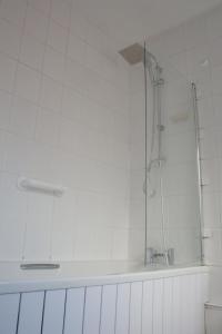 Cosy, Comfortable Home Discounts Available