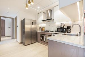 Urban Family Home minutes from Downtown