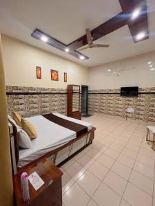 Chintpurni Dham Rooms
