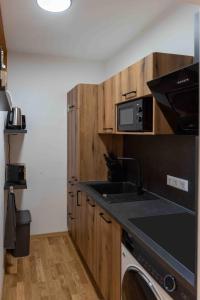 Bernhards Studio Koßgasse - Gratis Parken, Klimaanlage & Balkon