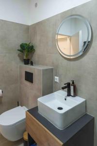 Bernhards Studio Koßgasse - Gratis Parken, Klimaanlage & Balkon