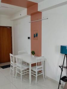 Mocha Private 1 5 BHK Apt Amanora Park Town